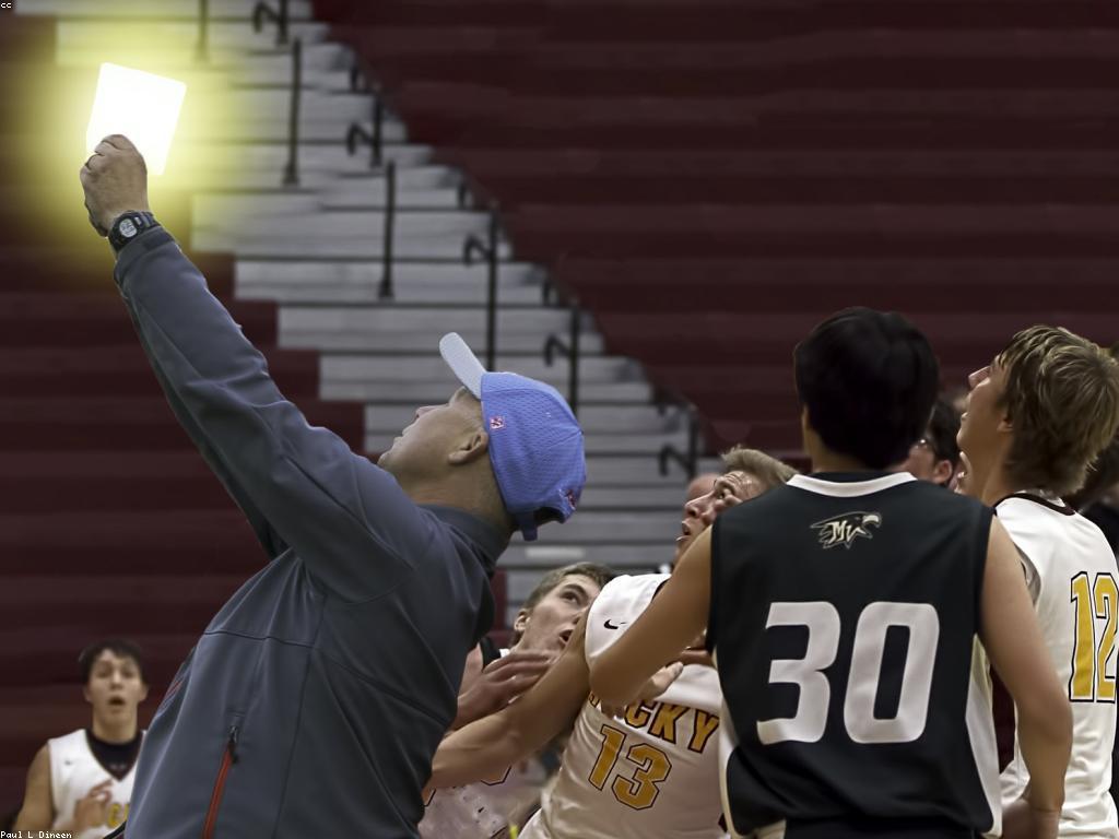 យុទ្ធសាស្ត្រ និងតាក់ស៊ីកក្នុងកីឡាបាល់ឱសថ